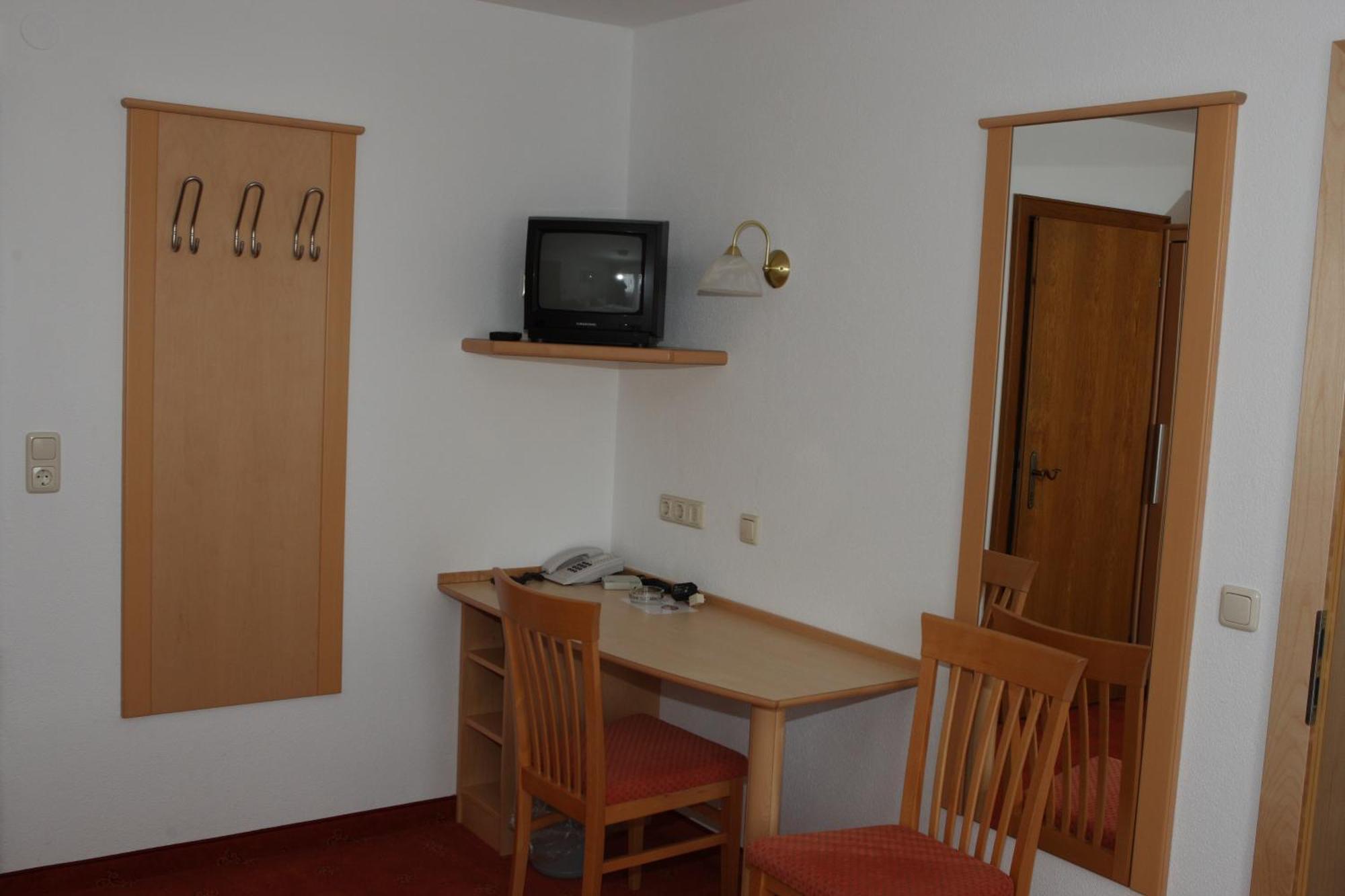 Hotel Garni Sonnenheim ฟิสส์ ภายนอก รูปภาพ